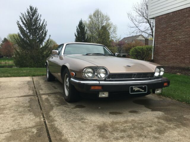1985 Jaguar XJ-S HE V12 1985 Jaguar XJS HE
