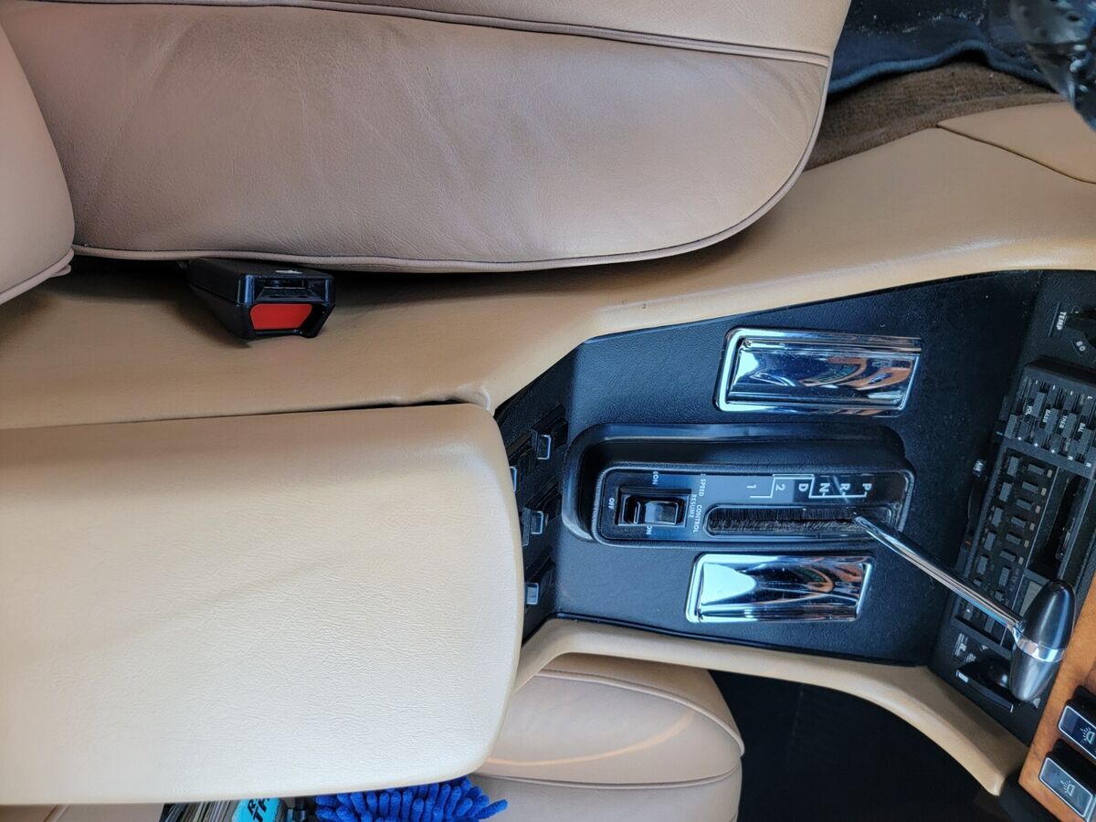 1985 Jaguar XJ6 - photo 10
