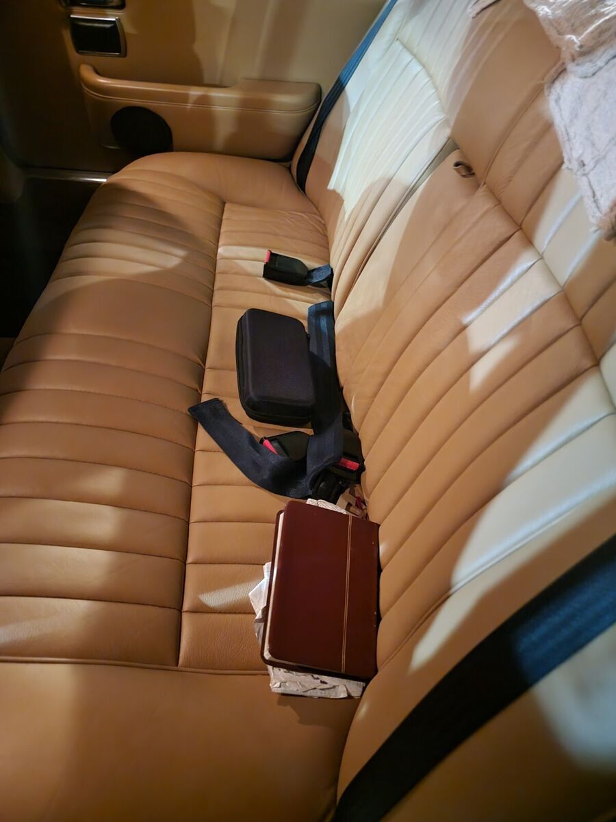 1985 Jaguar XJ6 - photo 11