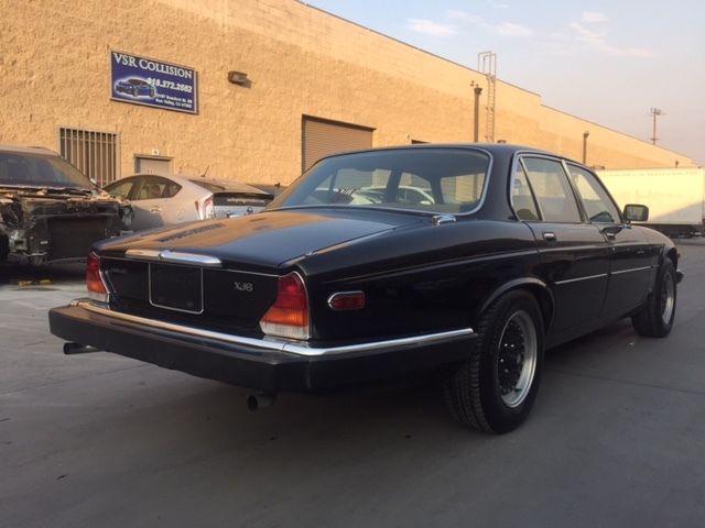 1985 Jaguar XJ6 - photo 5