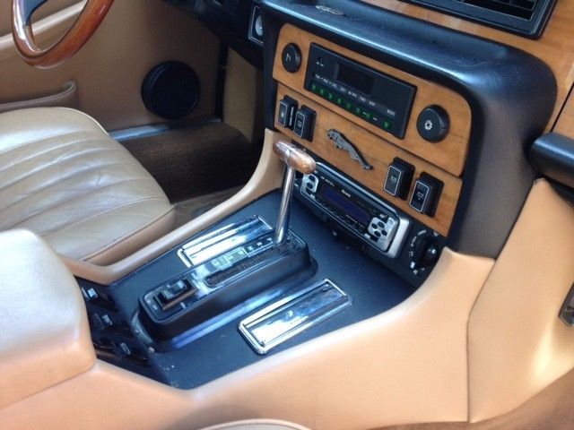 1985 Jaguar XJ6 - photo 6