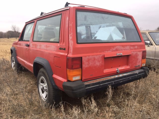 1985 Jeep Cherokee - photo 10