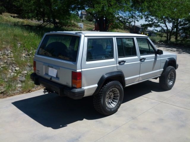1985 Jeep Cherokee Sport - photo 5