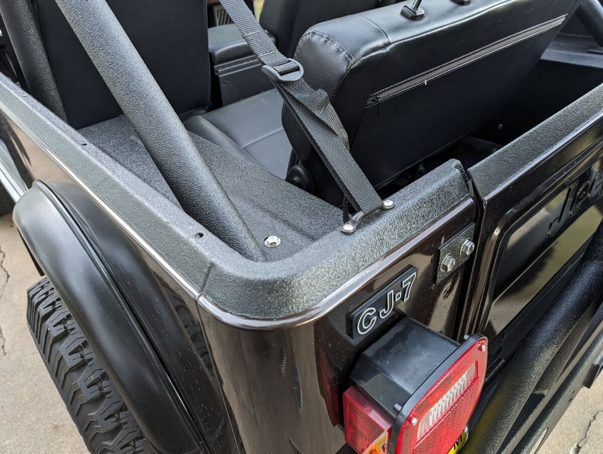 1985 Jeep CJ7 Golden Eagle - photo 12