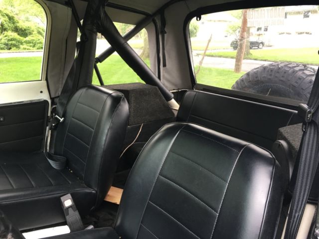 1985 Jeep CJ - photo 12