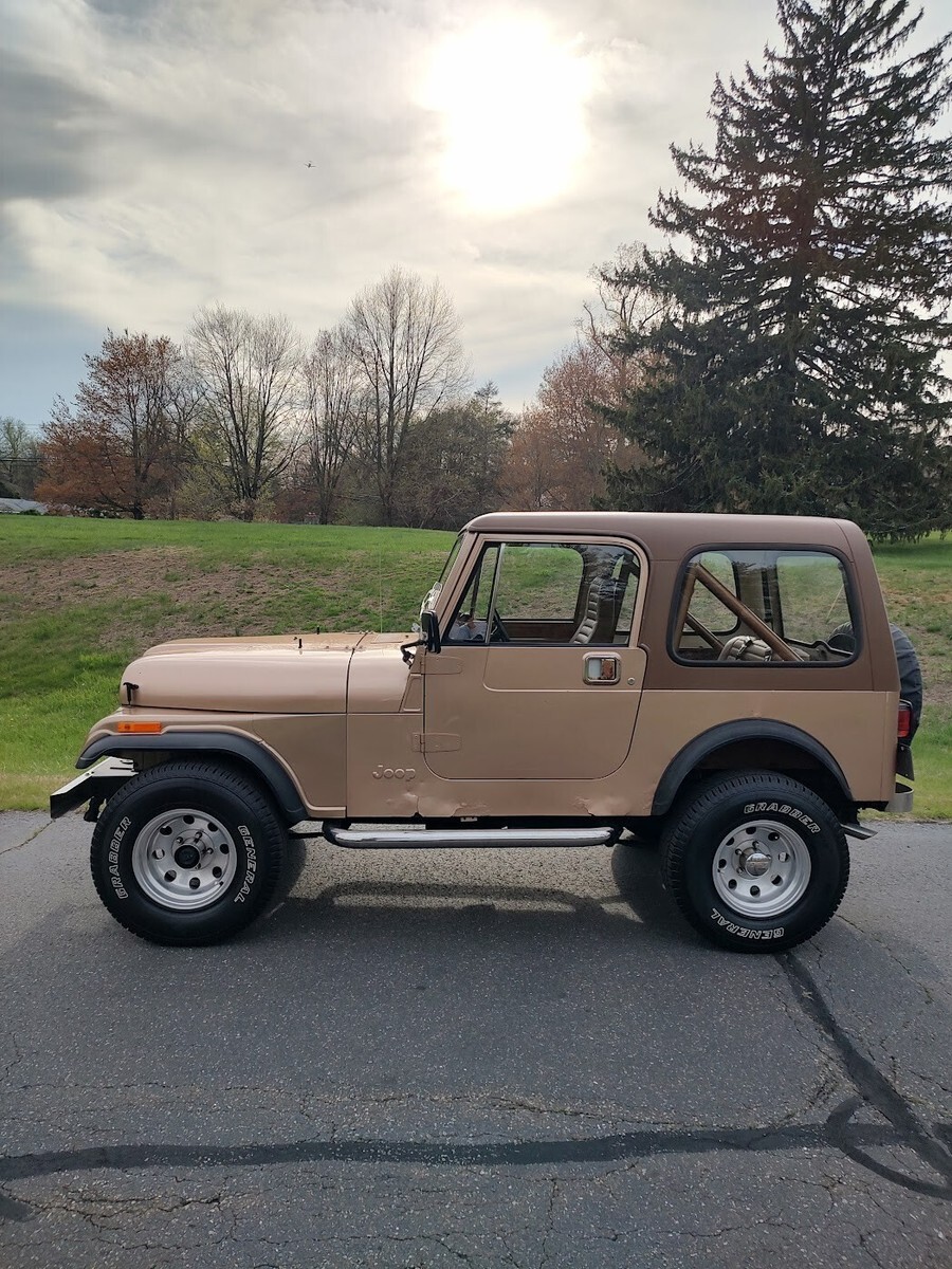 1985 Jeep CJ Laredo - photo 4