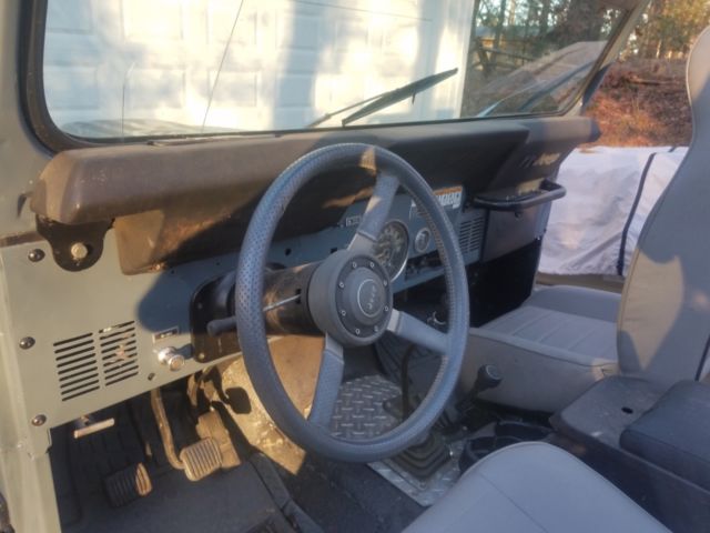 1985 Jeep CJ Apache - photo 3