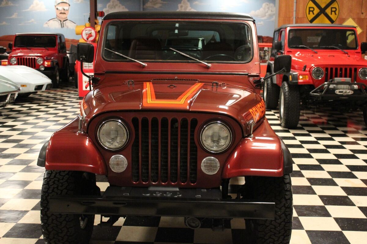 1985 Jeep CJ CJ7 Renegade 5 Speed AC - photo 2