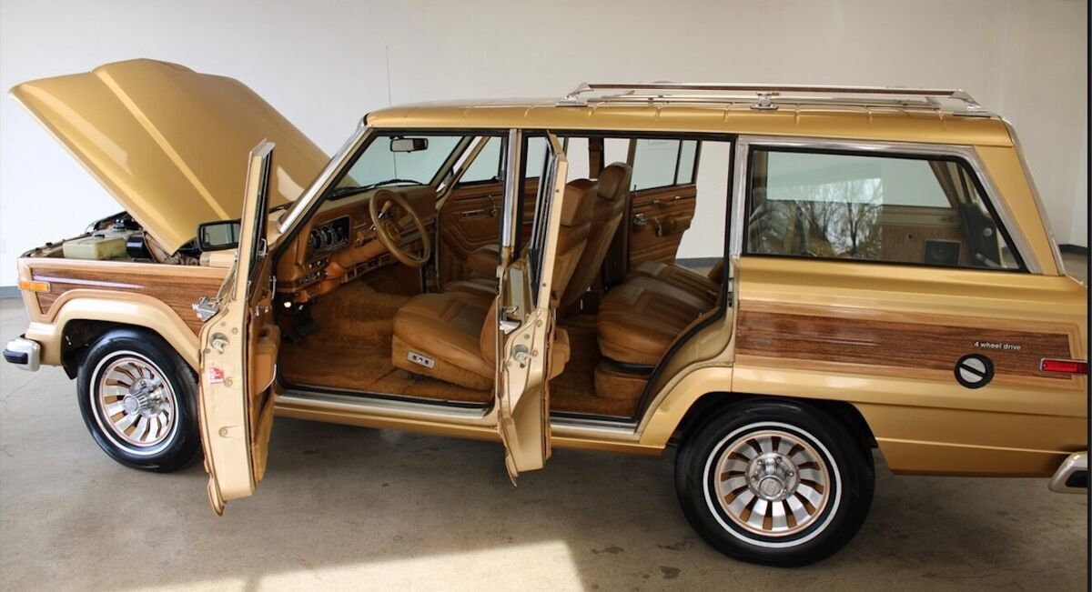 1985 Jeep Wagoneer 4dr Wagon 4WD - photo 10