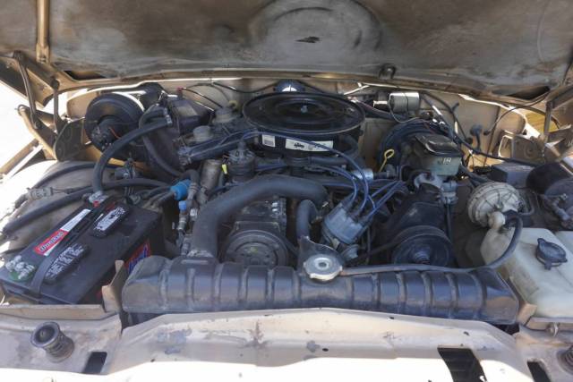 1985 Jeep Wagoneer - photo 12