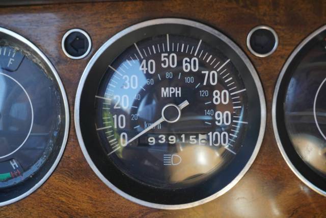 1985 Jeep Wagoneer - photo 9