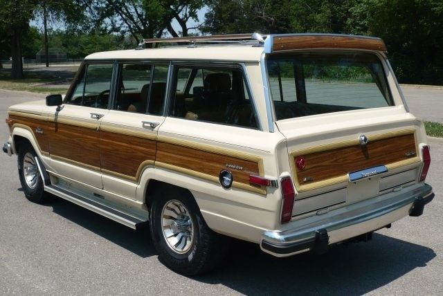 1985 Jeep Wagoneer - photo 3