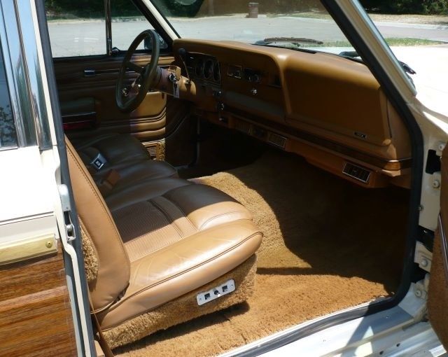 1985 Jeep Wagoneer - photo 9
