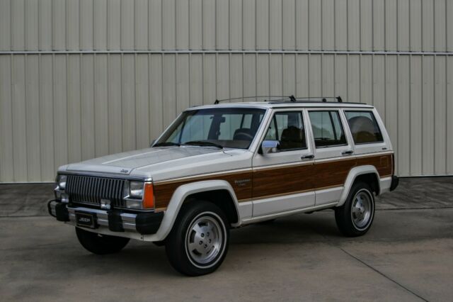 1985 Jeep Grand Wagoneer Limited XJ 1985 Jeep Wagoneer Limited
