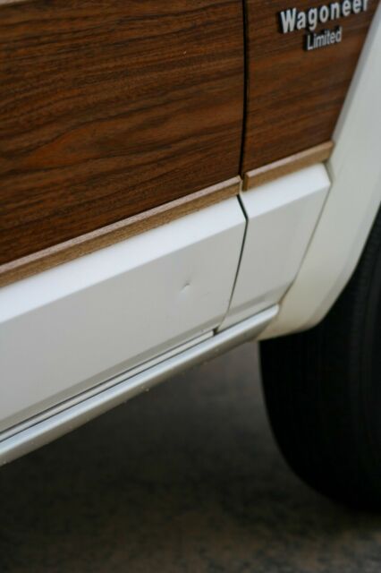 1985 Jeep Wagoneer Limited - photo 7