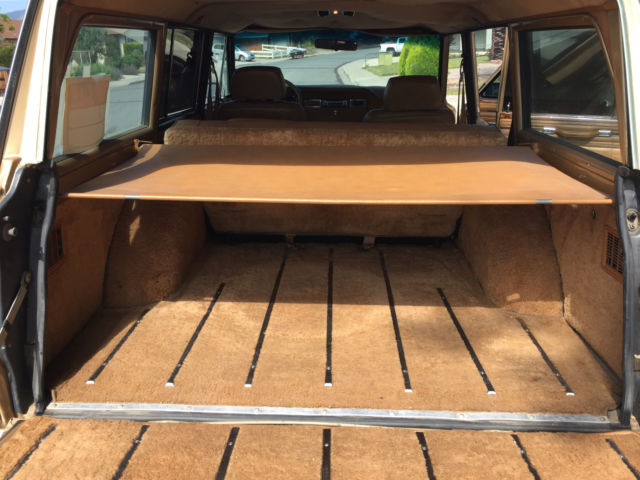 1985 Jeep Wagoneer - photo 8