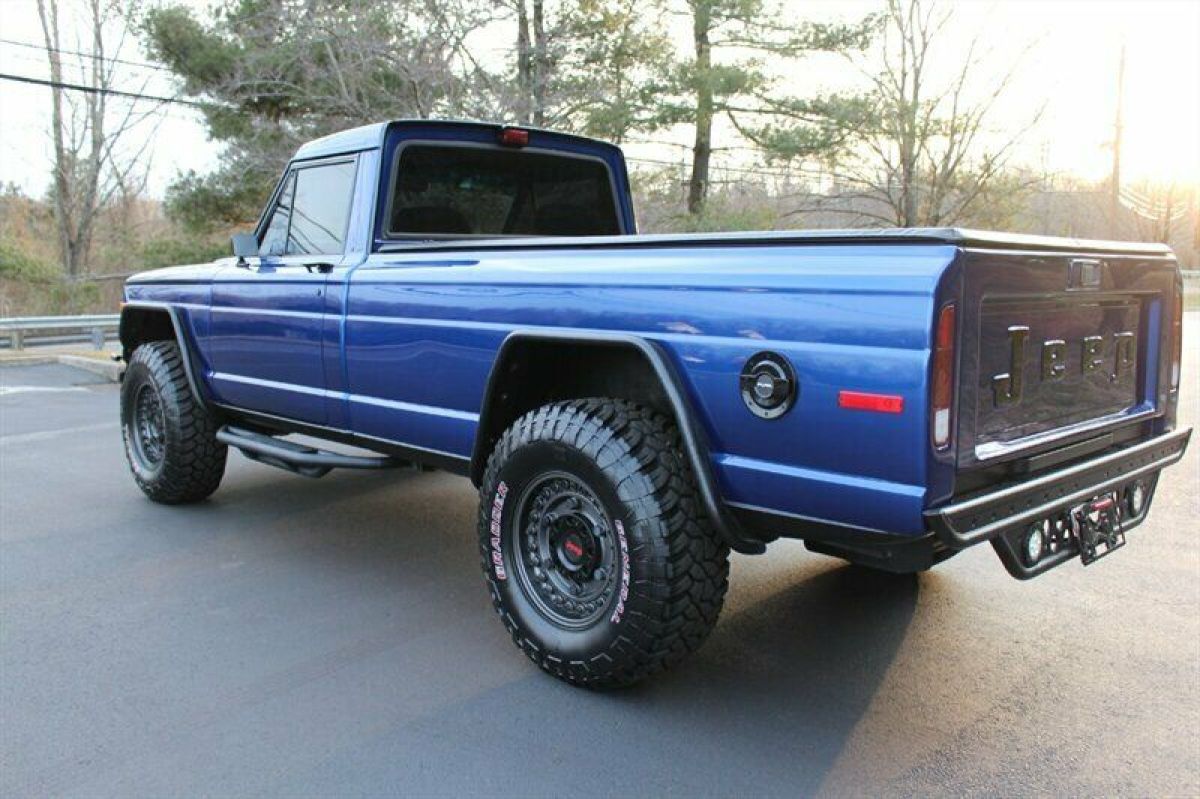 1985 Jeep J-10 Pickup 2dr - photo 6