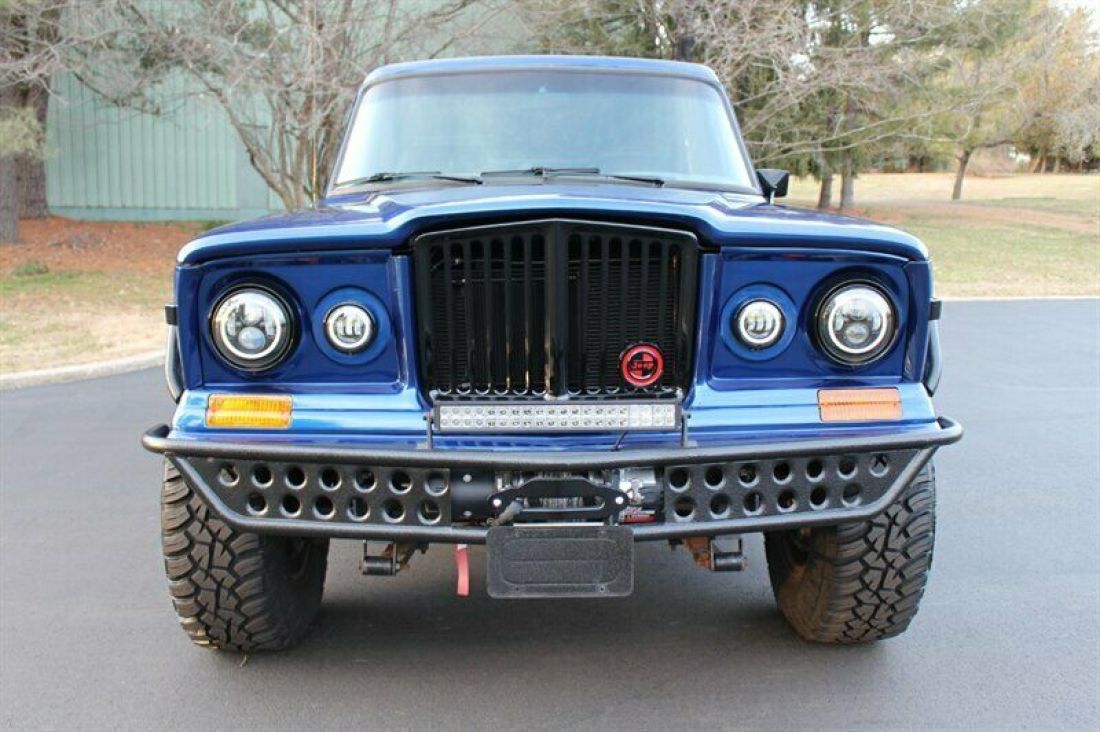 1985 Jeep J-10 Pickup 2dr - photo 12