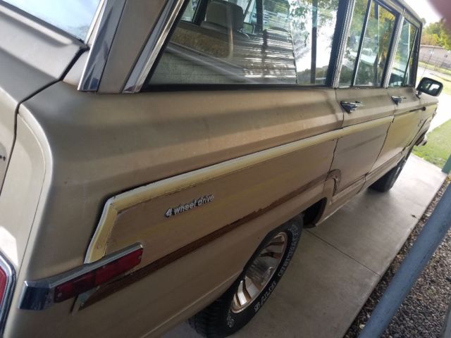 1985 Jeep Wagoneer Limited - photo 5