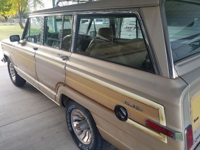 1985 Jeep Wagoneer Limited - photo 6