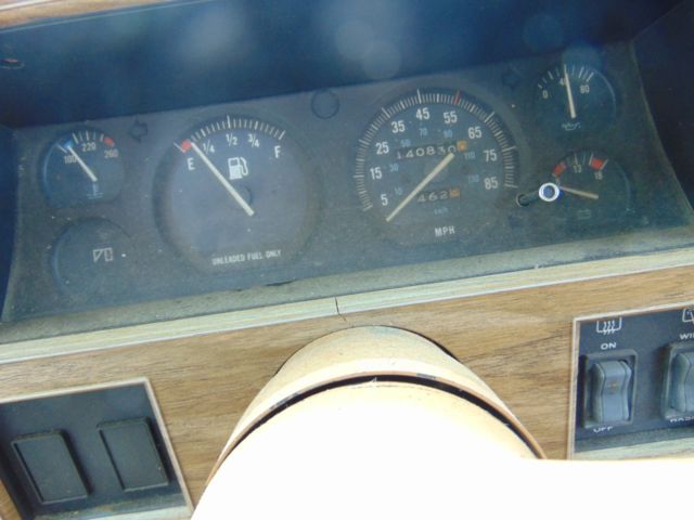 1985 Jeep Wagoneer Limited - photo 8