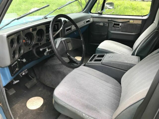 1985 Chevrolet Suburban Silverado - photo 5
