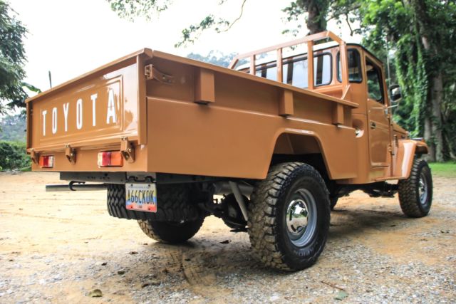 1980 Toyota Land Cruiser FJ-45 - photo 8