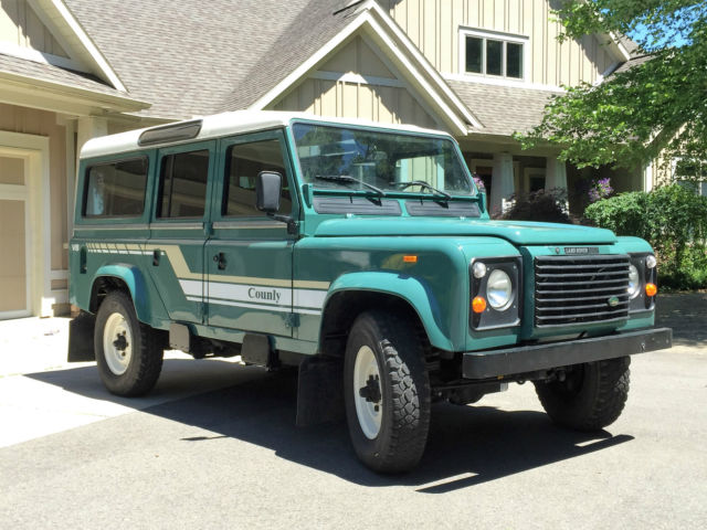 1985 Land Rover 110, LHD, V8 with working AC 1980 Land Rover Defender