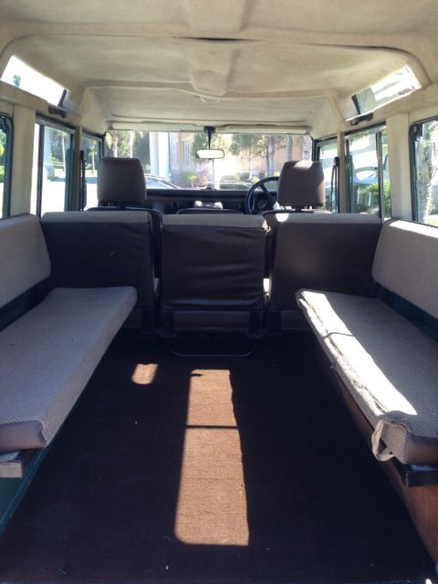 1900 Land Rover Defender County - photo 6