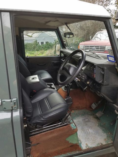 1980 Land Rover Defender County Station Wagon - photo 7
