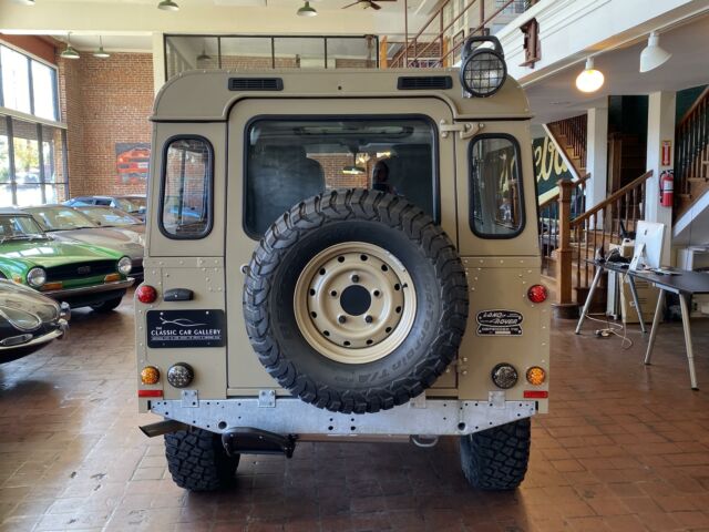 1985 Land Rover DEFENDER 110 2-DOOR -- - photo 10