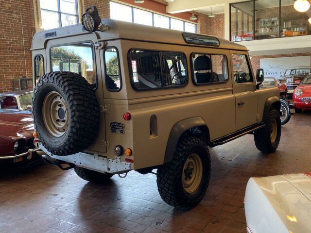 1985 Land Rover DEFENDER 110 2-DOOR -- - photo 12