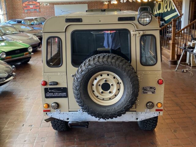 1985 Land Rover DEFENDER 110 2-DOOR -- - photo 9
