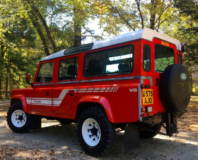 1985 Land Rover Defender Country Station Wagon - photo 9