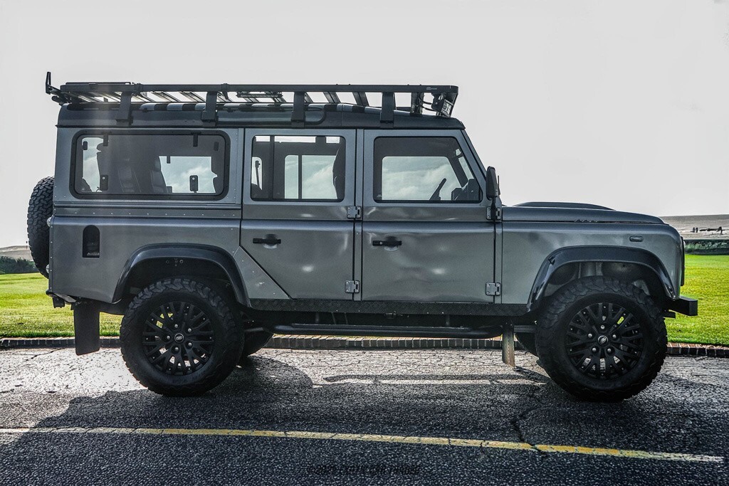 1985 Land Rover Defender 110 LS3 - photo 9