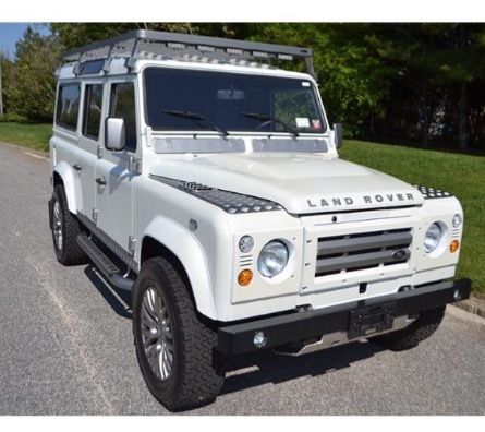 1985 Land Rover Defender 110 Highly Restored 5 Speed Manual 4x4 SUV 1985 Land Rover Defender