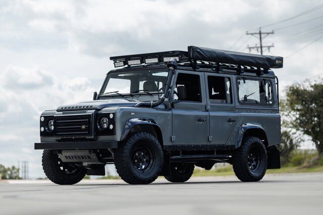 1985 Land Rover Defender LS3 Overland Custom Restomod - photo 2
