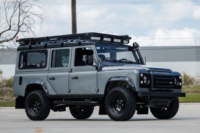 1985 Land Rover Defender LS3 Overland Custom Restomod - photo 3