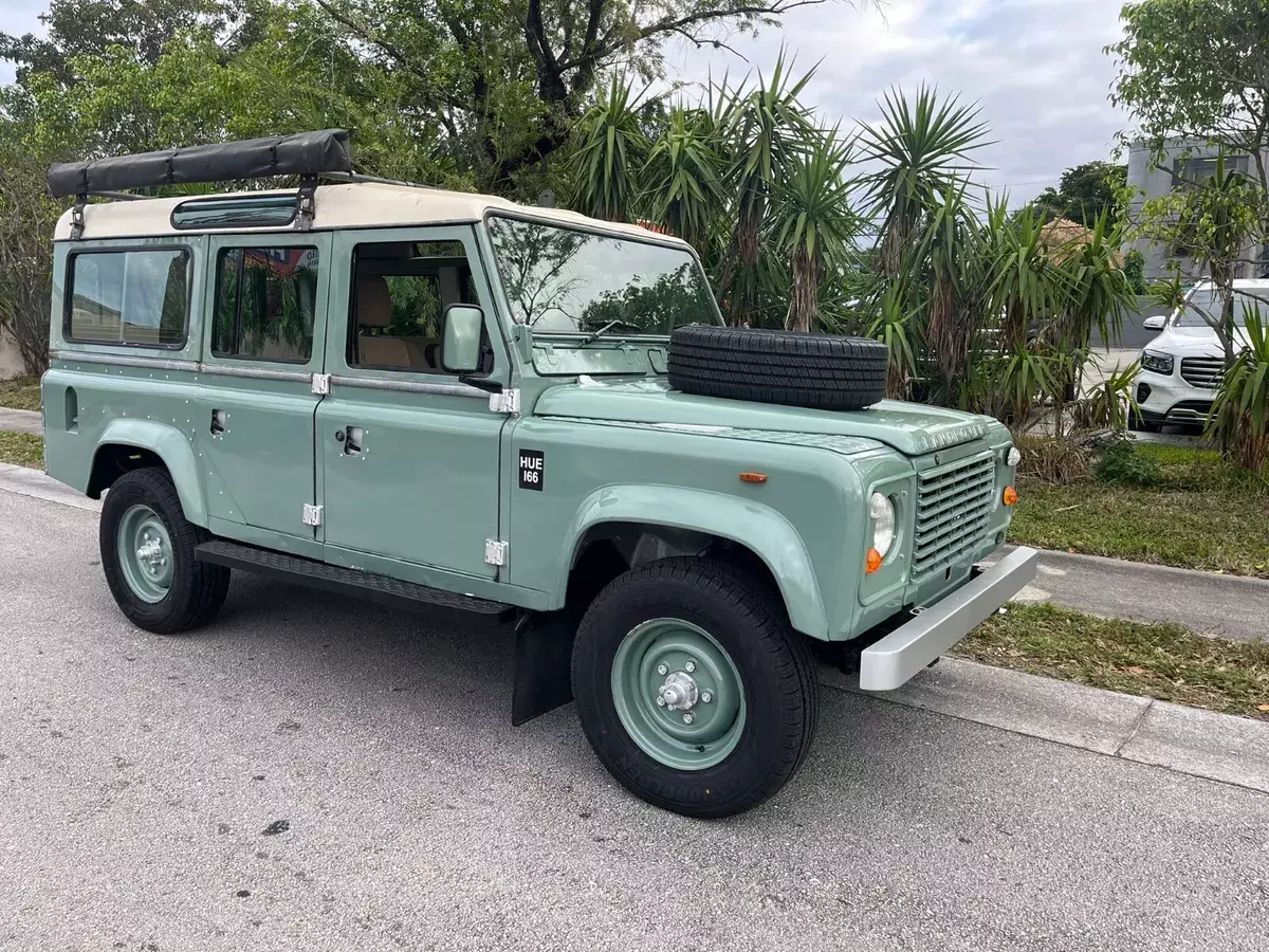 1985 Land rover Defender 110 v8 RHD A/C 1900 Land Rover Defender