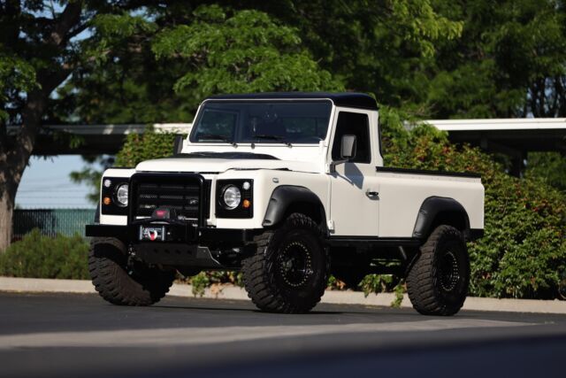 1985 Land Rover Defender 1,764 Miles Pearl White 6.2L Supercharged LS3 Automat 1985 Land Rover 110