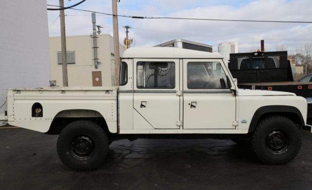 1985 Land Rover Defender HCPU RHD 127/130 5.3L 6-speed auto - photo 5