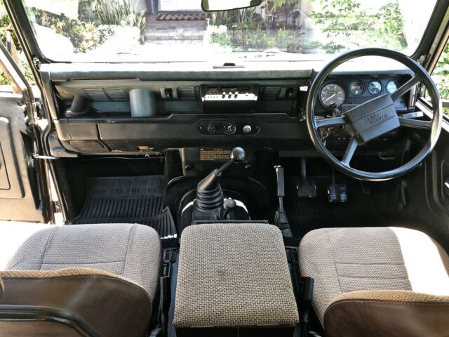 1985 Land Rover Defender Beige - photo 13