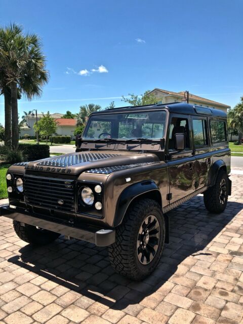 1985 Land Rover Defender Beige - photo 3