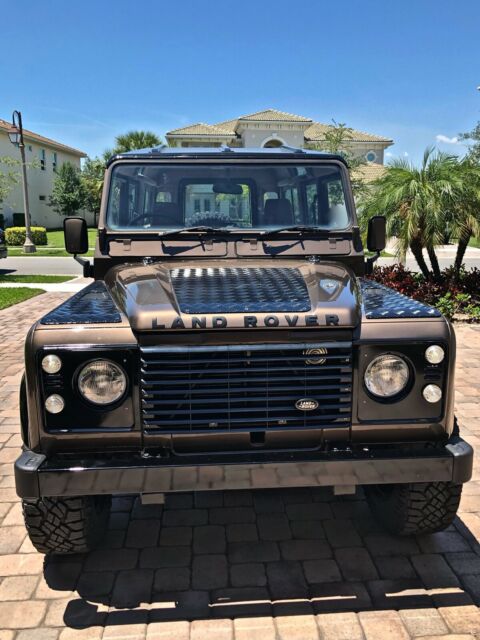 1985 Land Rover Defender Beige - photo 4