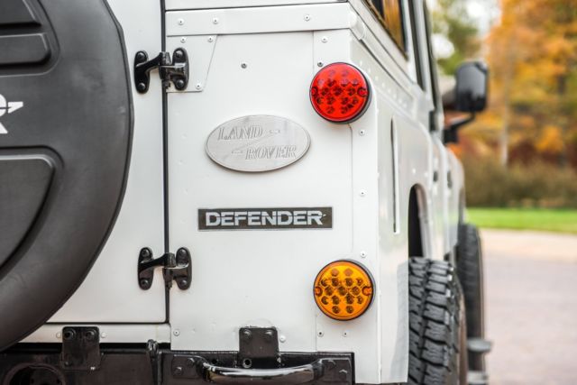 1985 Land Rover Defender 110 - photo 3