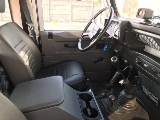 1980 Land Rover Defender 90 - photo 5