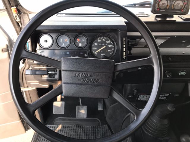 1980 Land Rover Defender 90 - photo 7