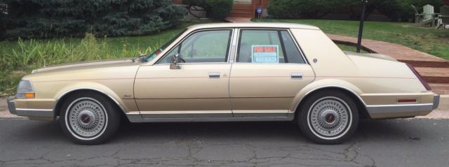 1985 Lincoln (antique), in Colorado Springs, CO 1985 Lincoln Continental