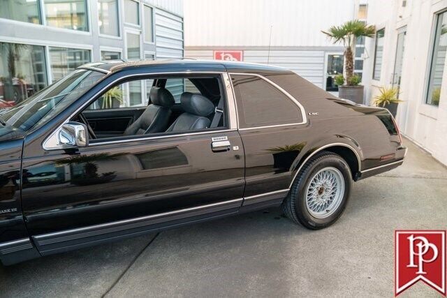 1985 Lincoln Continental Mk VII LSC - photo 9