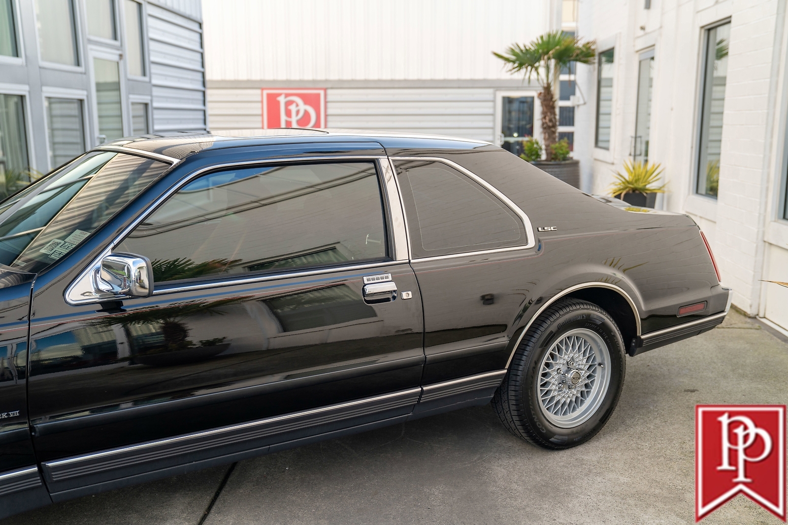 1985 Lincoln Continental Mk VII LSC - photo 9